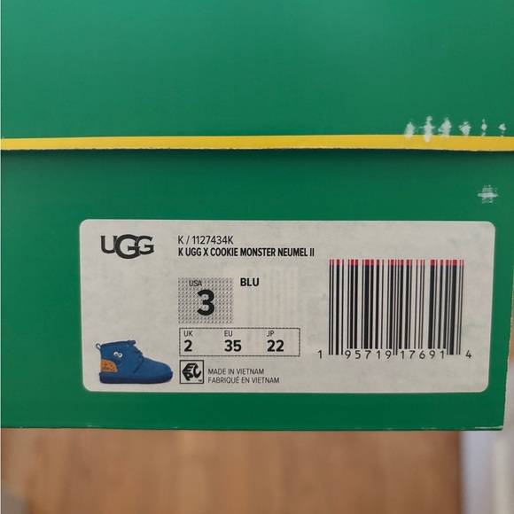 UGG X SESAME STREET Elmo Cookie Monster Blue Little Kids Boots 1-3Y - Picture 8 of 8